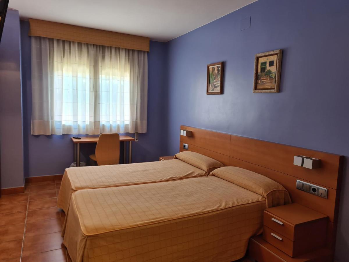 Hotel Ca l'Àngel Pinell de Bray Esterno foto