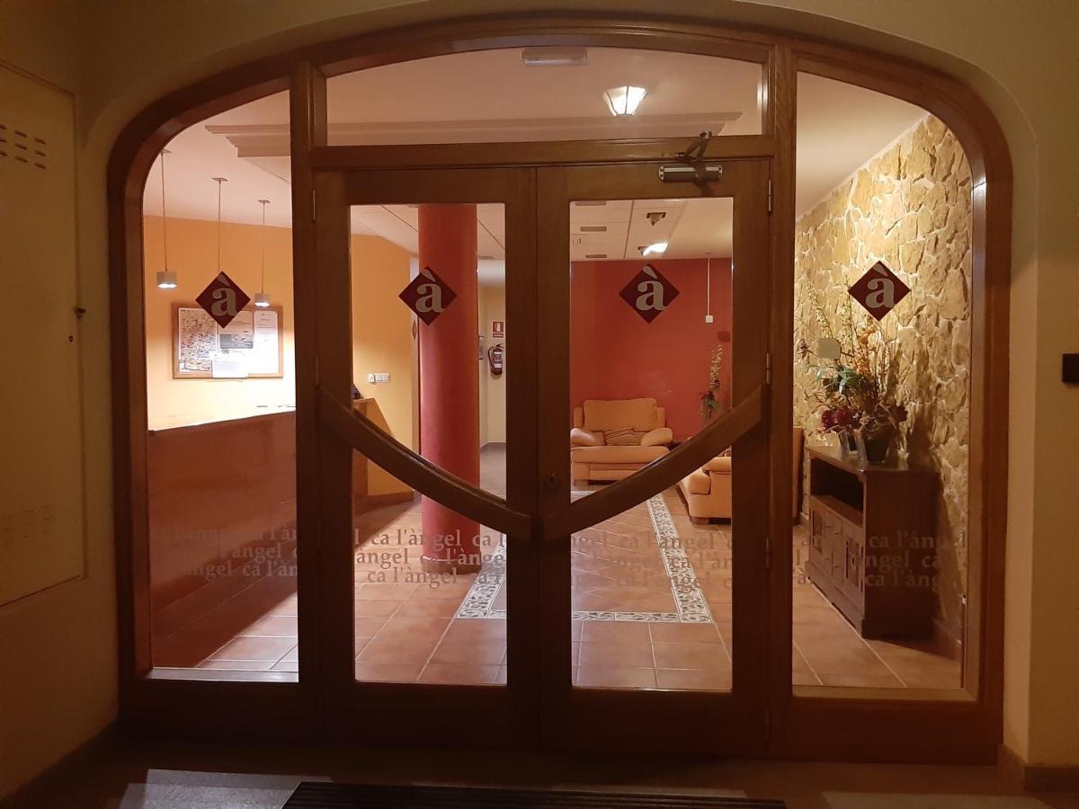 Hotel Ca l'Àngel Pinell de Bray Esterno foto